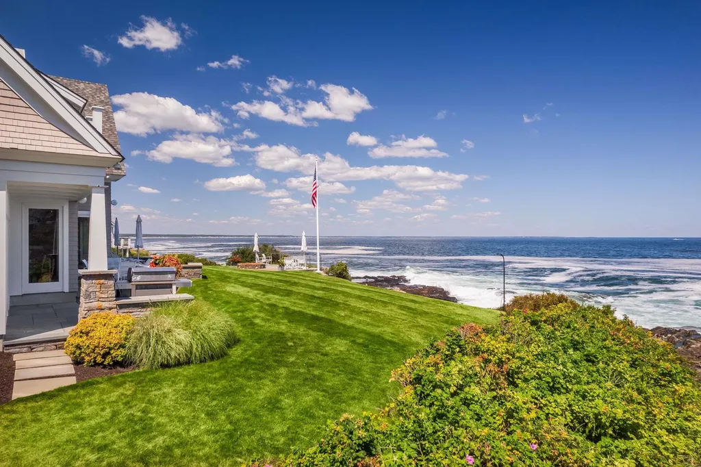 113 Bald Head Cliff Road York ME 03902