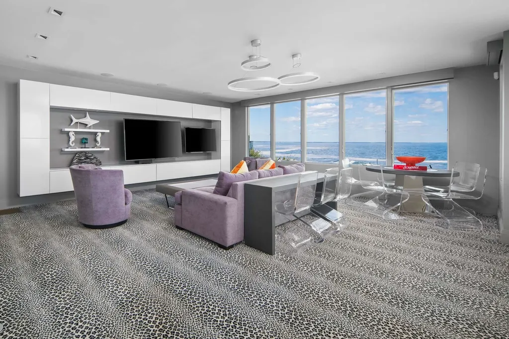 113 Bald Head Cliff Road York ME 03902