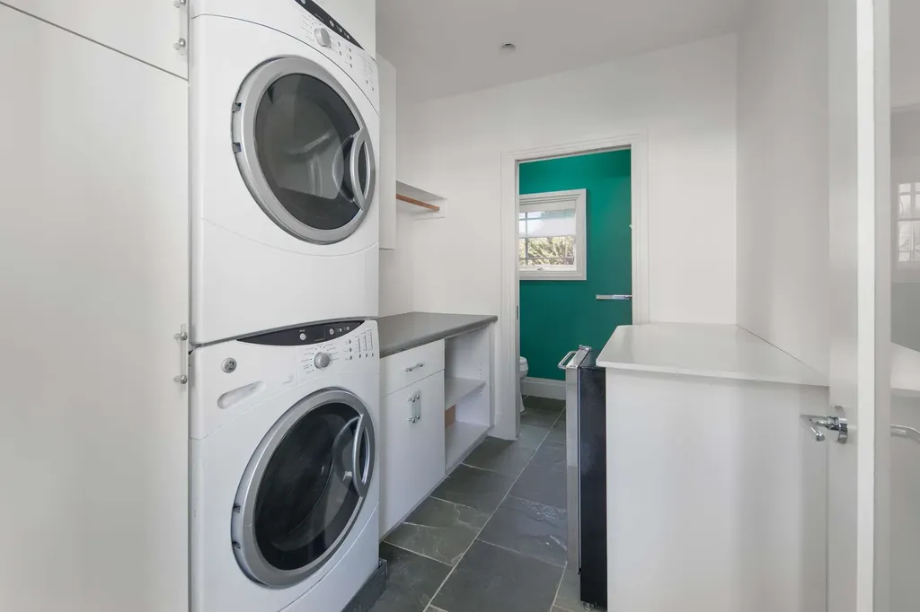 113 Bald Head Cliff Road York ME 03902