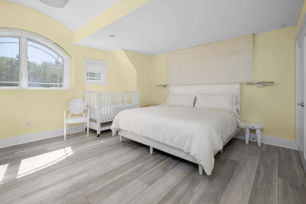 113 Bald Head Cliff Road York ME 03902