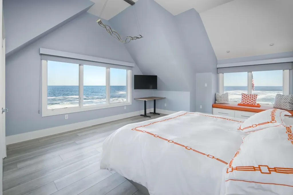 113 Bald Head Cliff Road York ME 03902