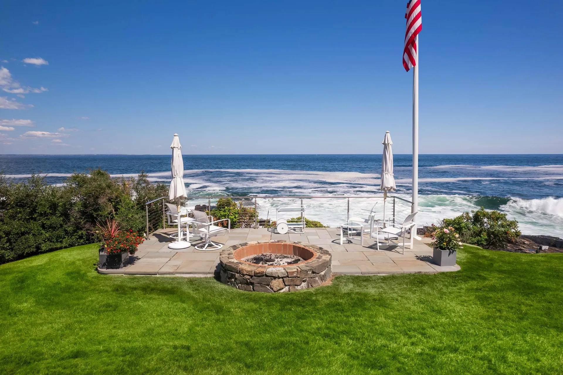 113 Bald Head Cliff Road York ME 03902