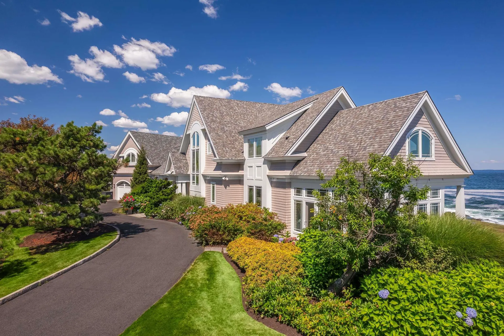 113 Bald Head Cliff Road York ME 03902