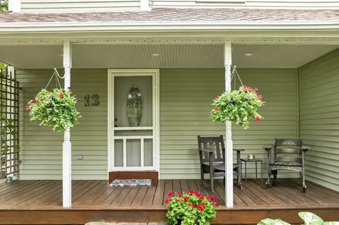 12 Serenity Lane Meredith NH 03253