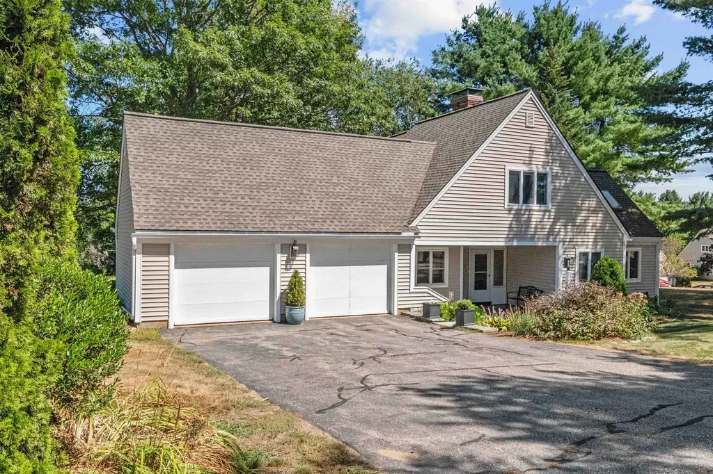 12 Clover Lane Laconia NH 03246
