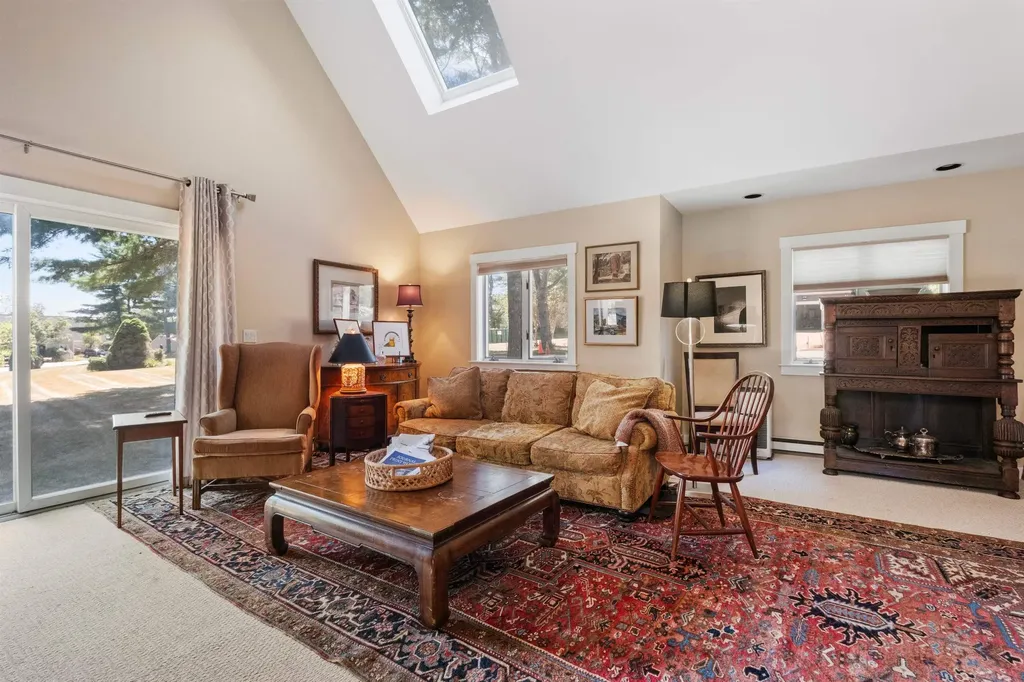 12 Clover Lane Laconia NH 03246