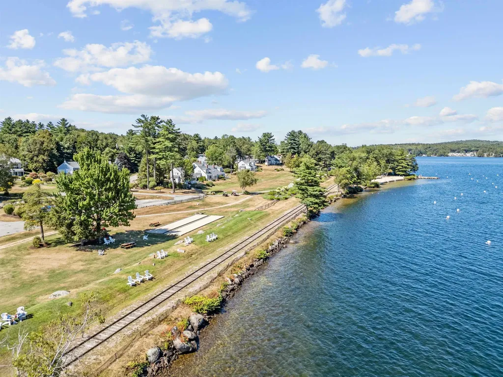 12 Clover Lane Laconia NH 03246