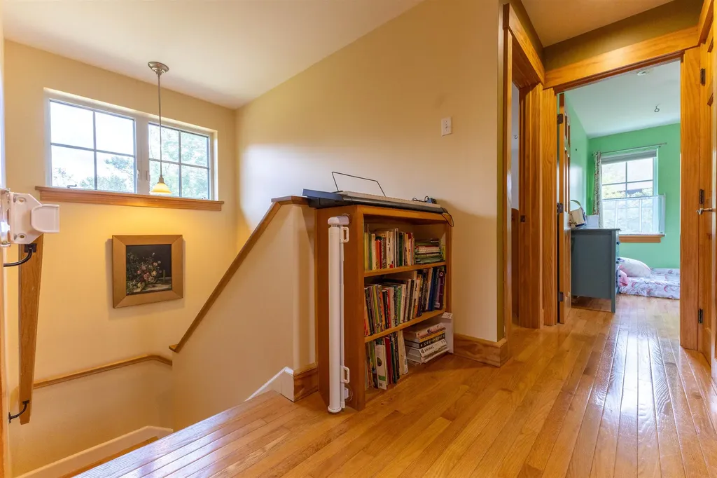 89 Steele Road Peterborough NH 03458