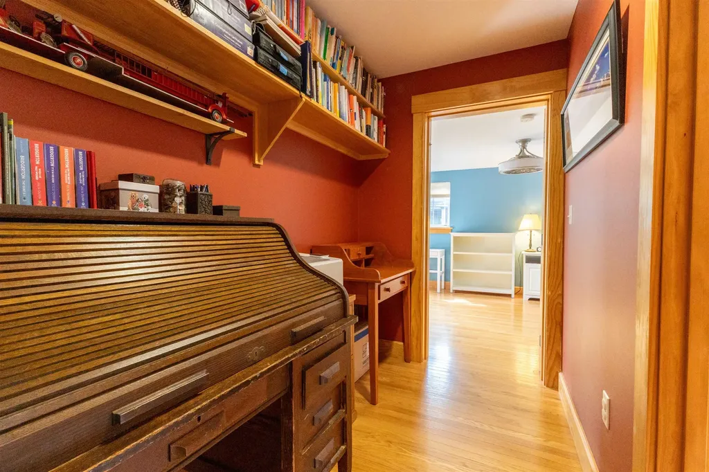 89 Steele Road Peterborough NH 03458