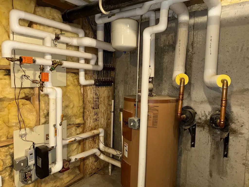 89 Steele Road Peterborough NH 03458