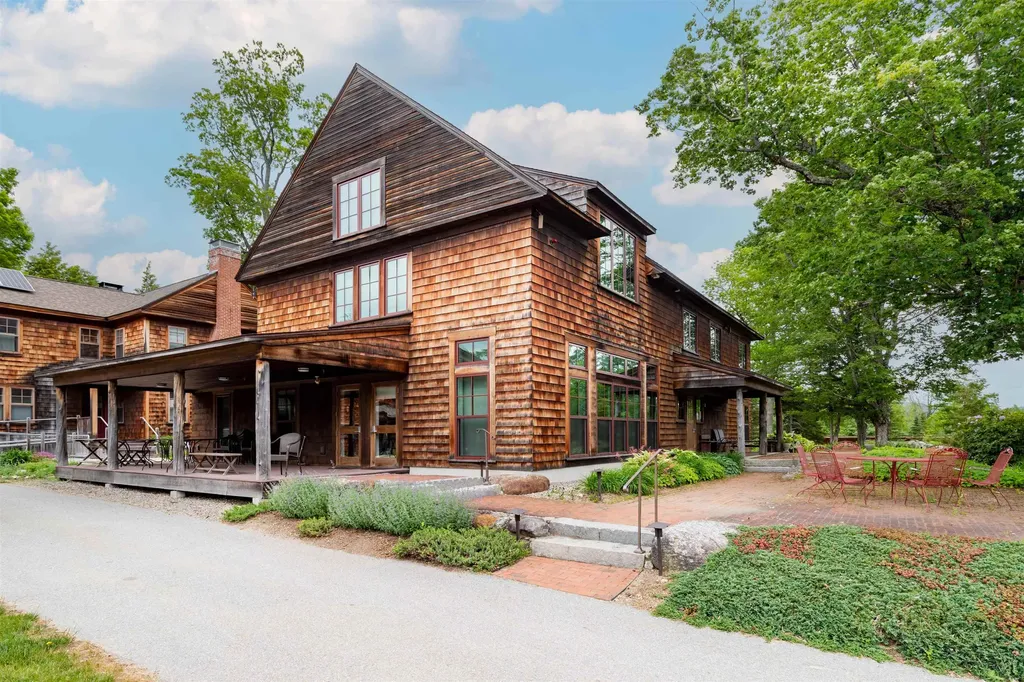 89 Steele Road Peterborough NH 03458