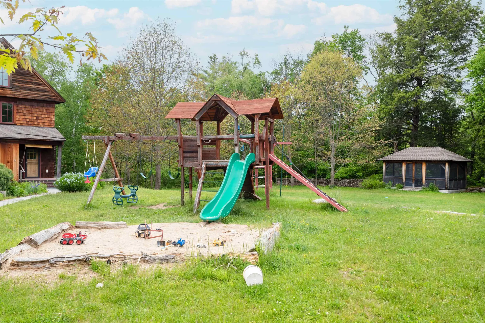 89 Steele Road Peterborough NH 03458