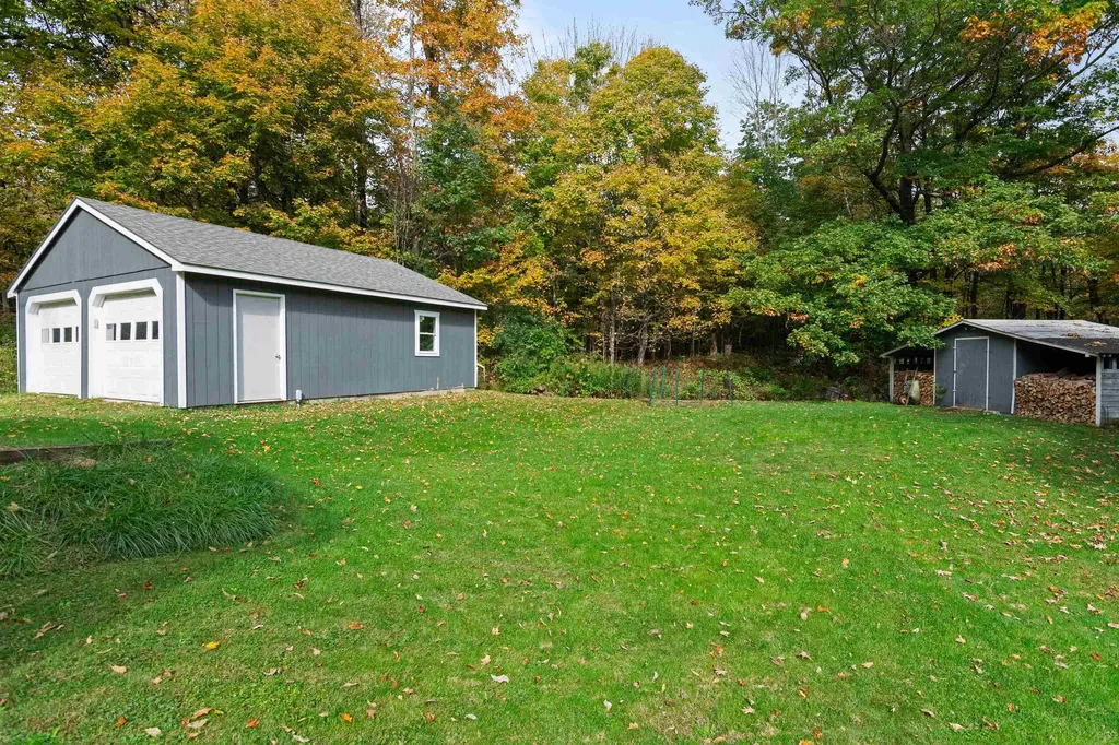 896 East Hill Road Richmond VT 05477