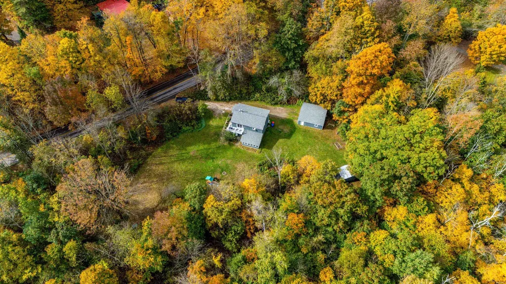 896 East Hill Road Richmond VT 05477