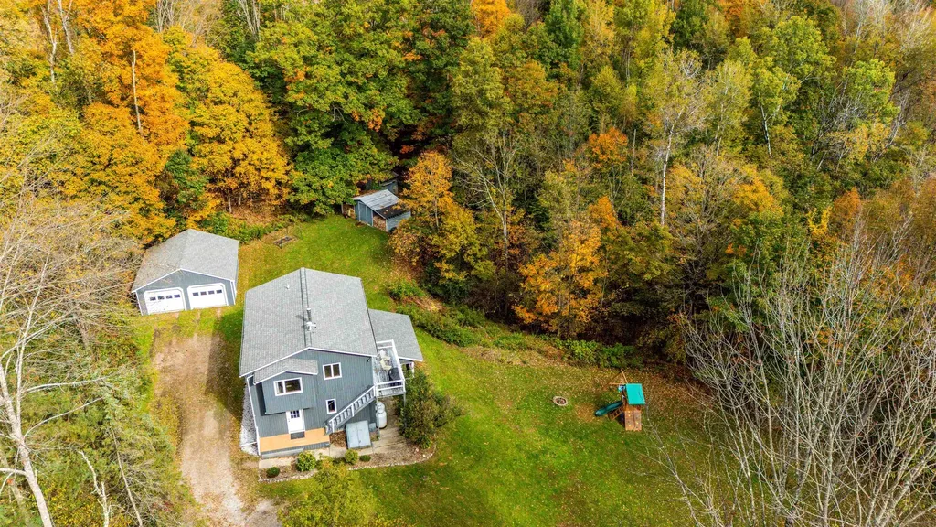 896 East Hill Road Richmond VT 05477
