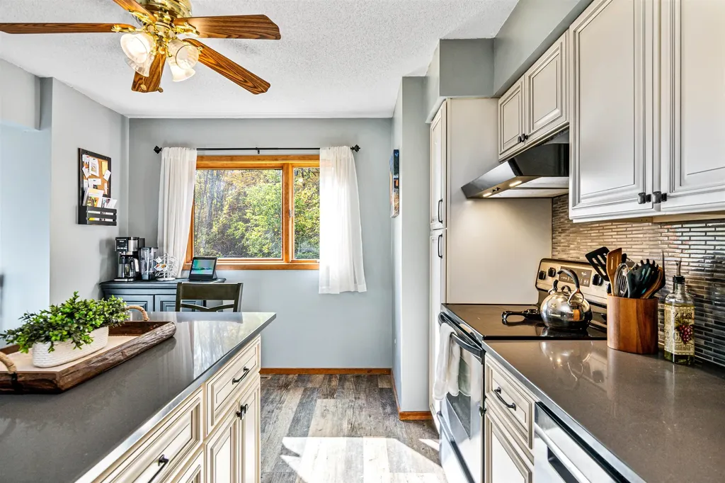 896 East Hill Road Richmond VT 05477