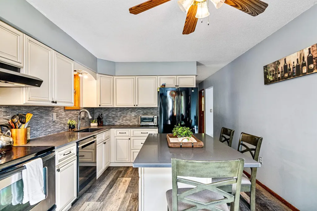 896 East Hill Road Richmond VT 05477