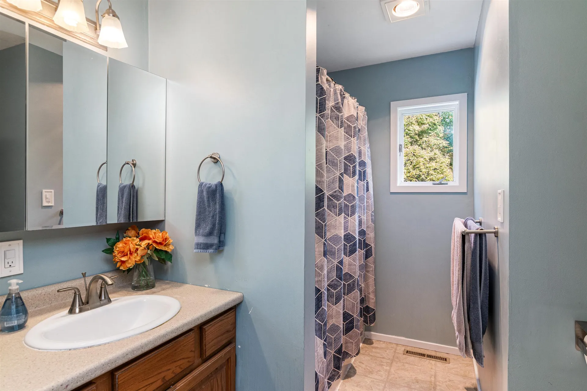896 East Hill Road Richmond VT 05477
