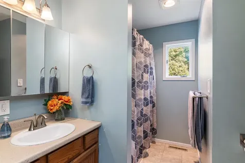 896 East Hill Road Richmond VT 05477
