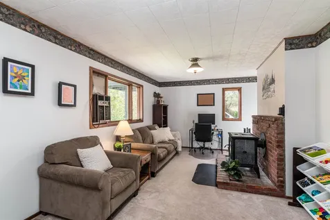 896 East Hill Road Richmond VT 05477