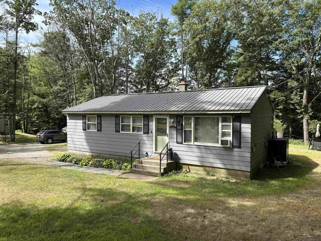 66 Woodland Grove Conway NH 03813