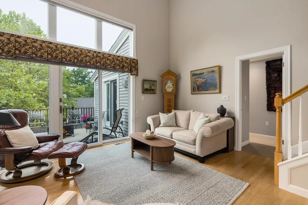 39 Old Bay Road New Castle NH 03854