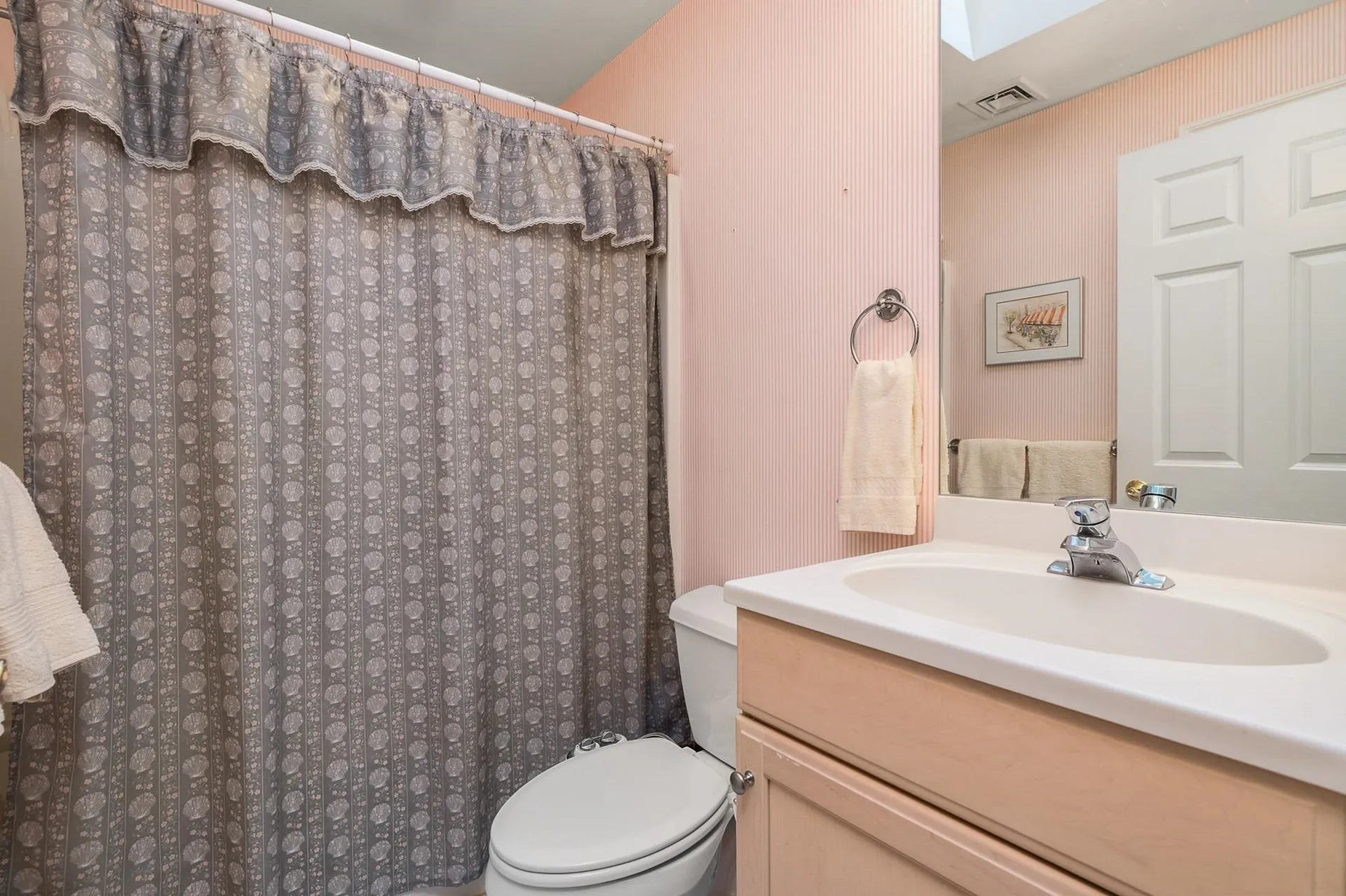 39 Old Bay Road New Castle NH 03854