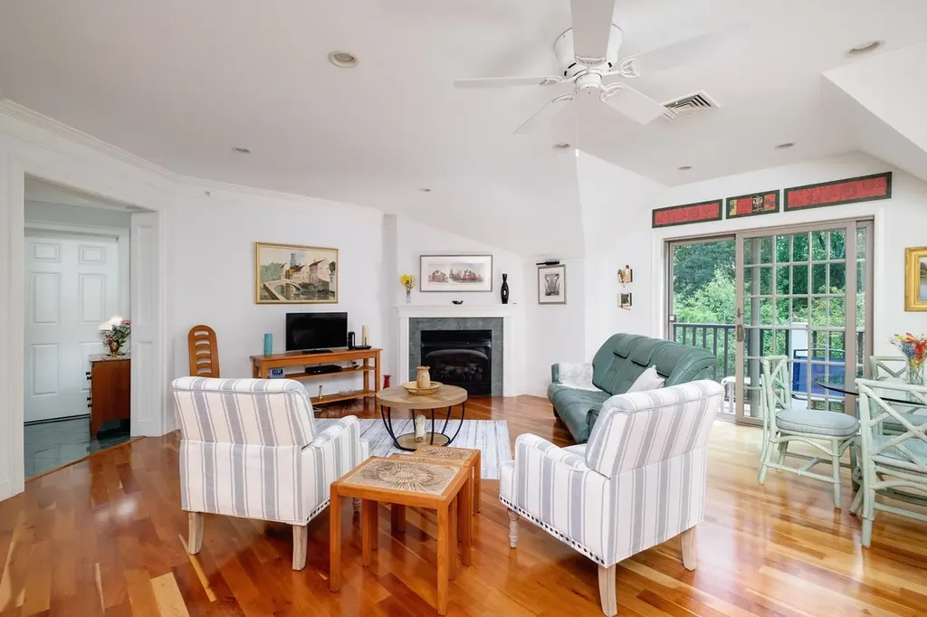 100 Shepards Cove Road Kittery ME 03904