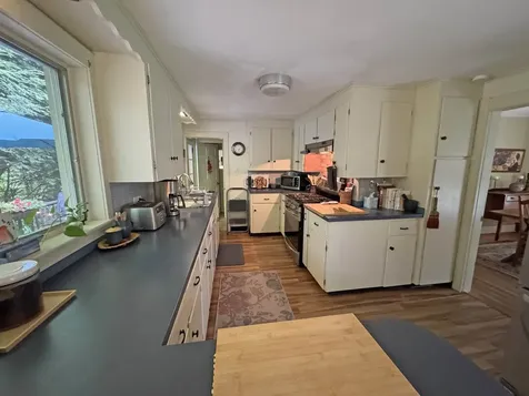 155 Upper Dummerston Road Brattleboro VT 05301