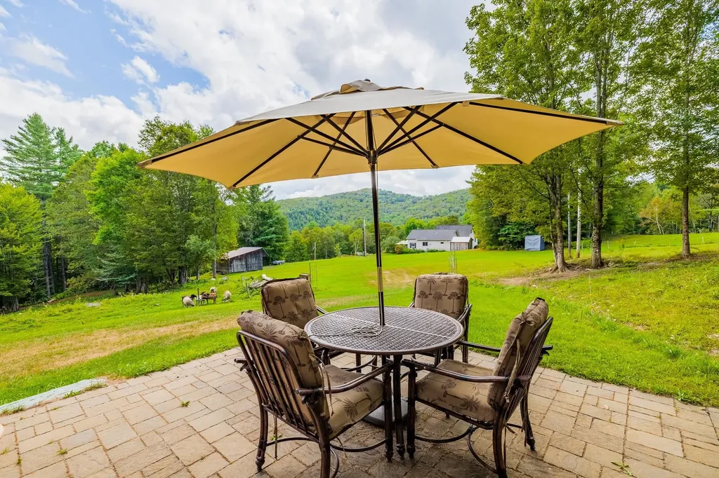 157 Dartt Hill Road Bethel VT 05032