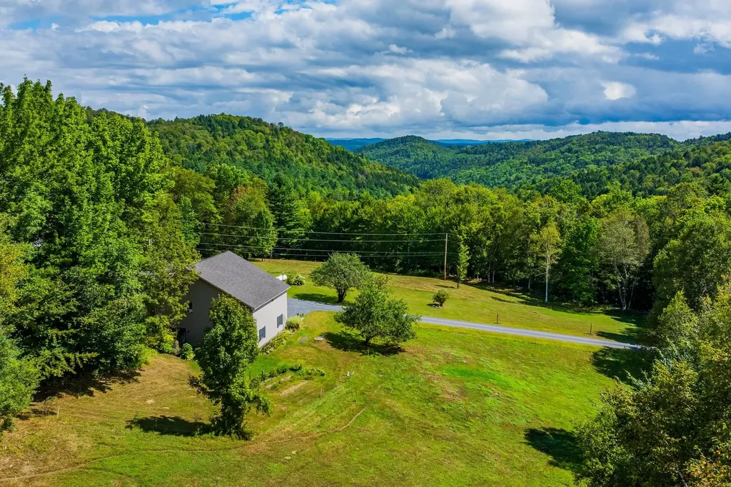 157 Dartt Hill Road Bethel VT 05032