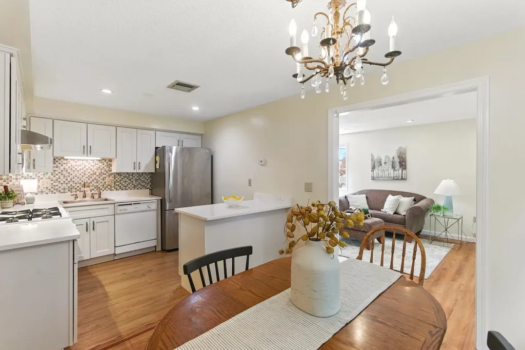 218 Millwright Drive Nashua NH 03063