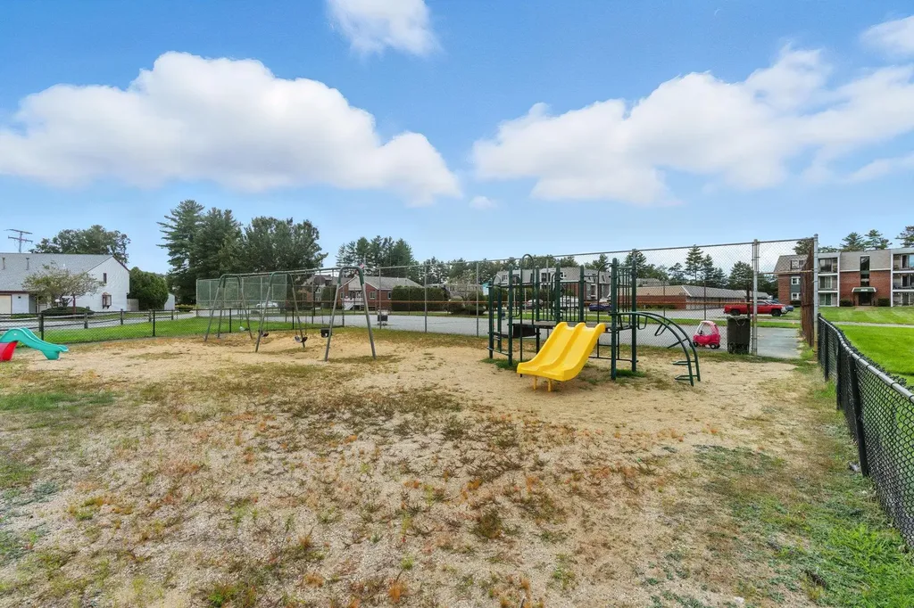 218 Millwright Drive Nashua NH 03063