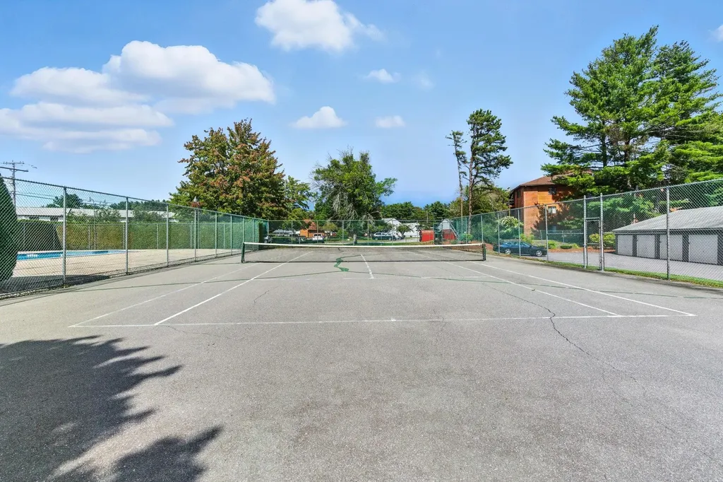 218 Millwright Drive Nashua NH 03063