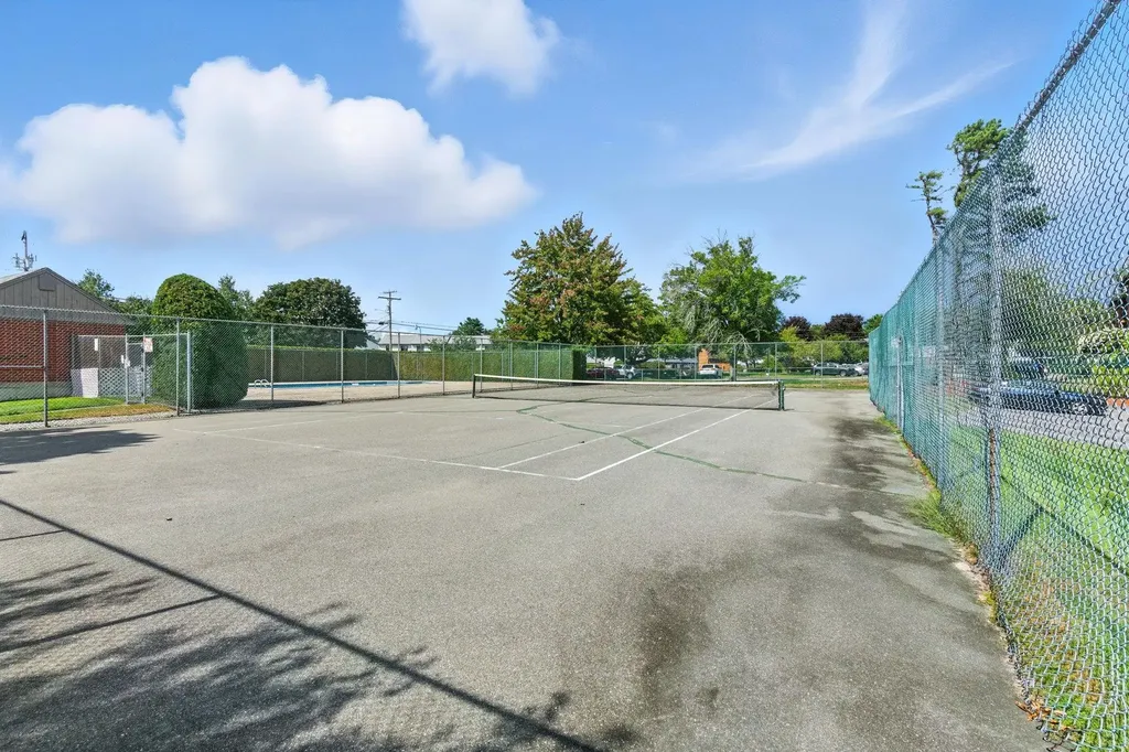 218 Millwright Drive Nashua NH 03063