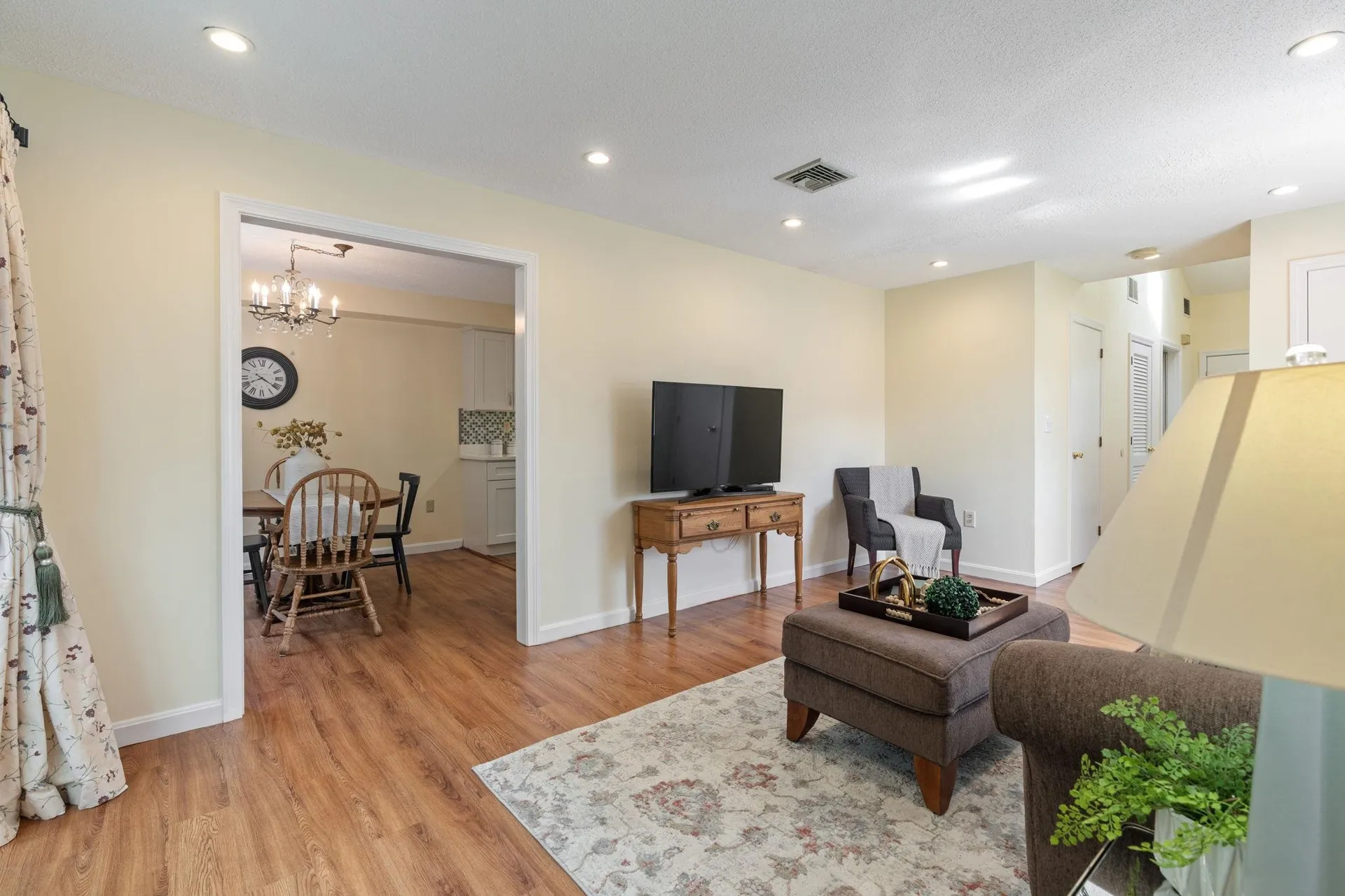 218 Millwright Drive Nashua NH 03063