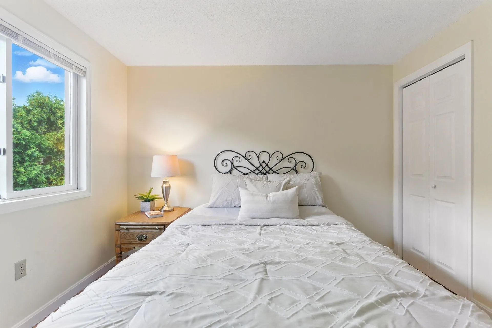 218 Millwright Drive Nashua NH 03063