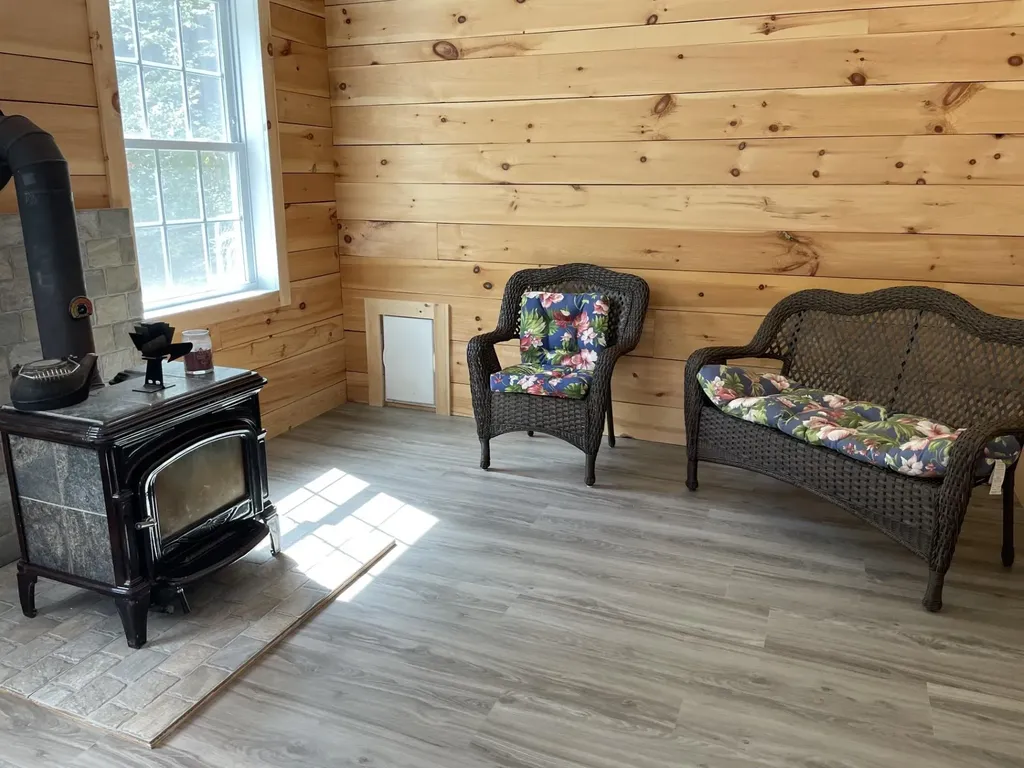 168 Route 103 E Warner NH 03278