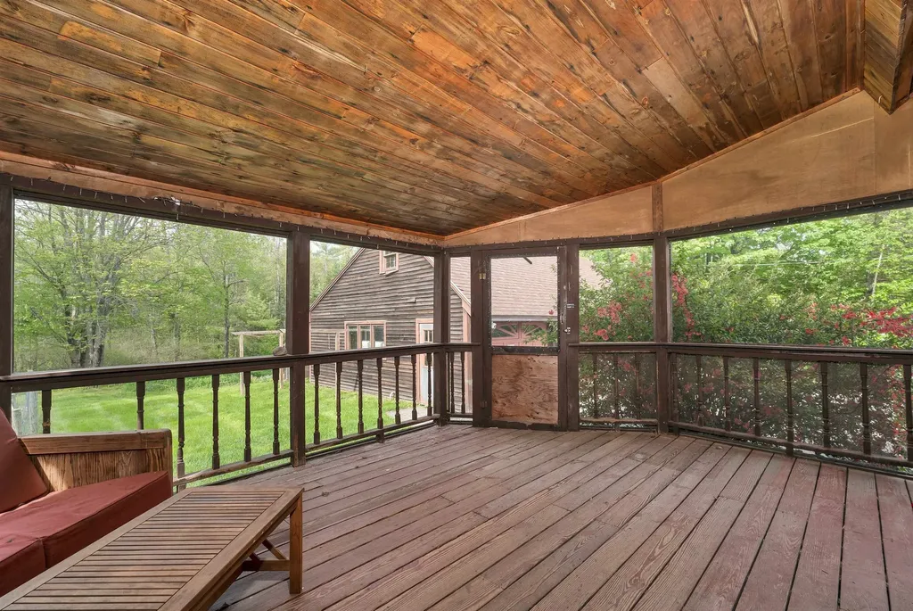 7 Perch Pond Road Campton NH 03223