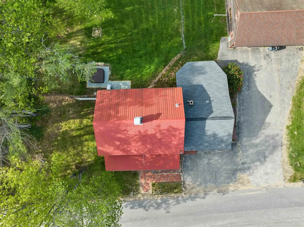 7 Perch Pond Road Campton NH 03223