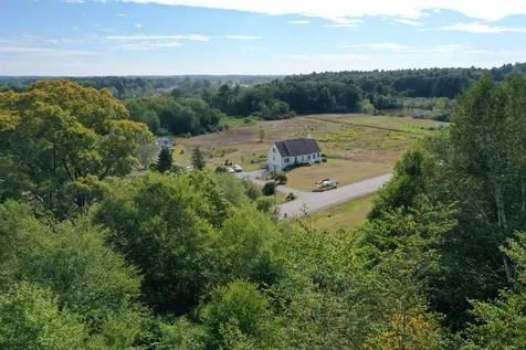 78 Deer Hill Road Brentwood NH 03833