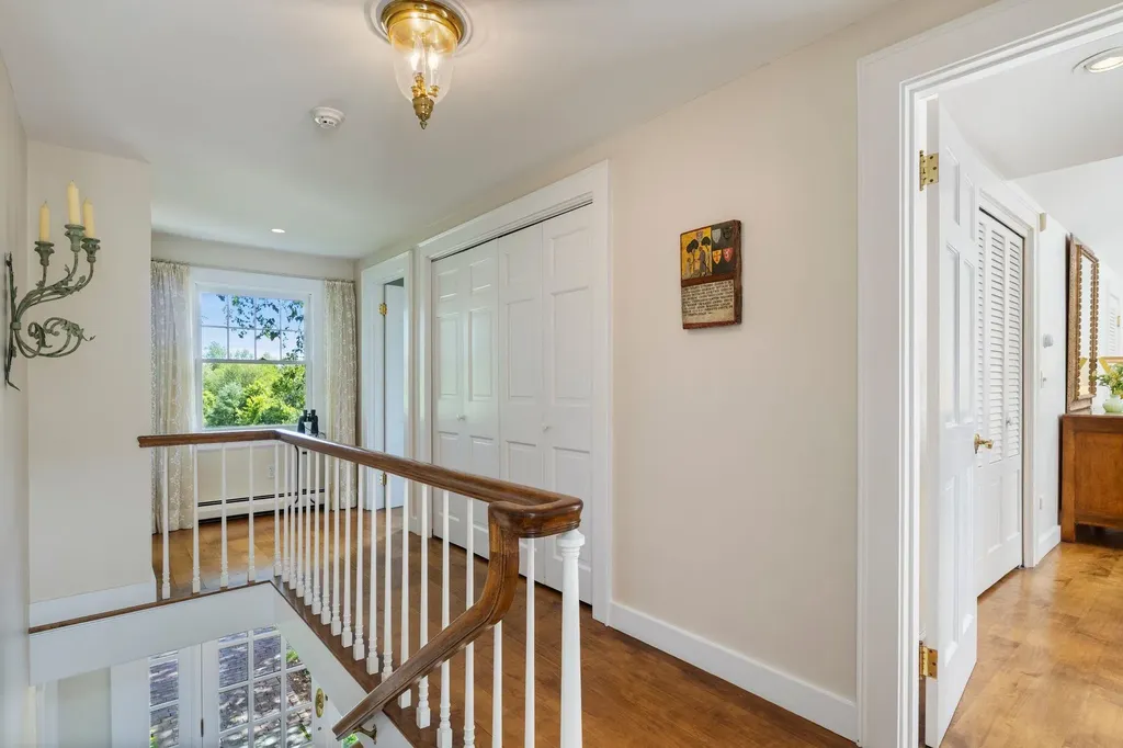 276 Exeter Road Hampton Falls NH 03844