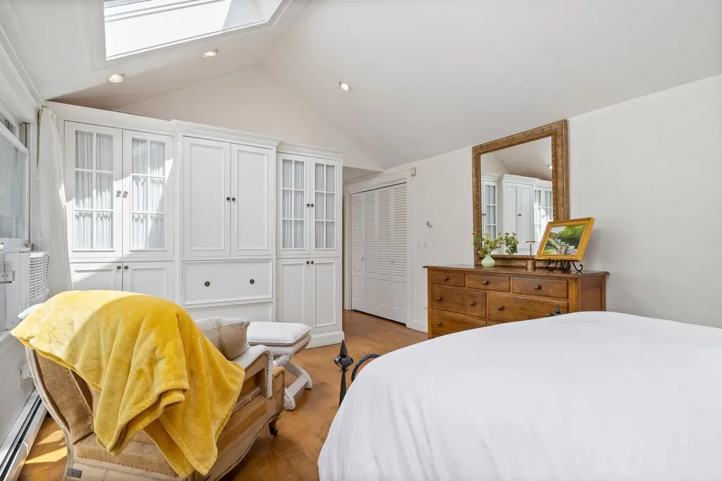 276 Exeter Road Hampton Falls NH 03844