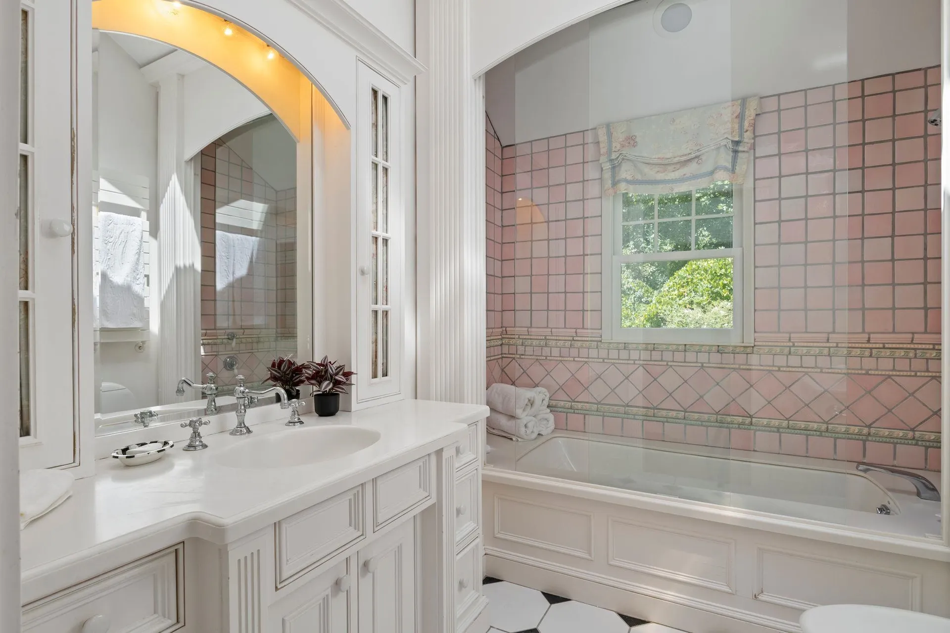 276 Exeter Road Hampton Falls NH 03844