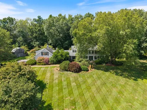 276 Exeter Road Hampton Falls NH 03844