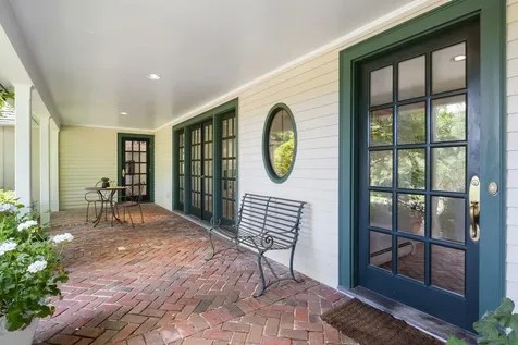 276 Exeter Road Hampton Falls NH 03844