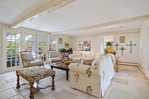 276 Exeter Road Hampton Falls NH 03844