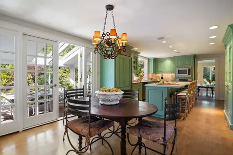 276 Exeter Road Hampton Falls NH 03844