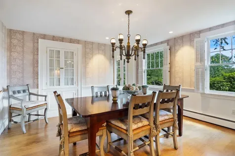 276 Exeter Road Hampton Falls NH 03844