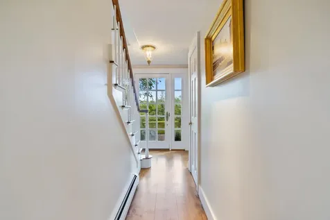 276 Exeter Road Hampton Falls NH 03844